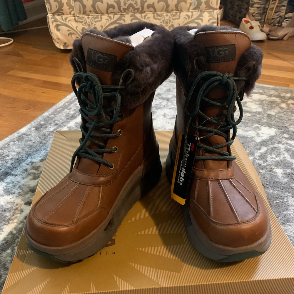 Men’s size 9 Ugg Boots